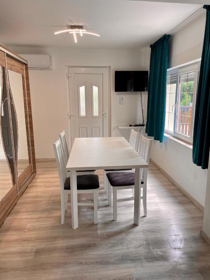 Janos Apartman Balatonfured Ngoại thất bức ảnh